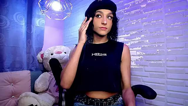 AmandaBleade from StripChat is Freechat