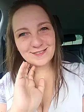 AmazingCurvy from StripChat is Freechat