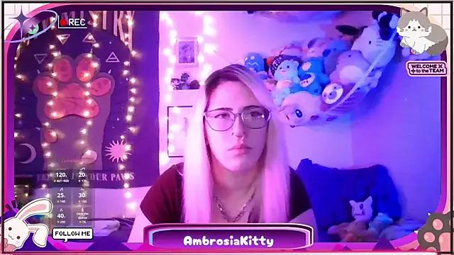 AmbrosiaKitty from StripChat is Freechat