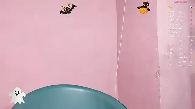 Amelia-12301 from StripChat is Freechat