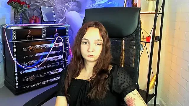 ameliaglamour from StripChat is Freechat