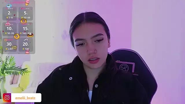 Ameliiaa_tay from StripChat is Freechat