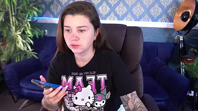 Check-out our cam rooms range and converse on a personal level with our delicious livecams streamers, showing off their spicy curves and toys.