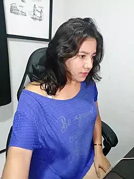 AnandaCarla from StripChat is Freechat