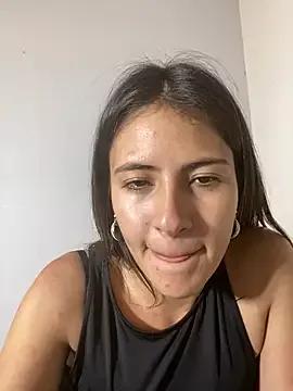 Andrea_19blonde from StripChat is Freechat