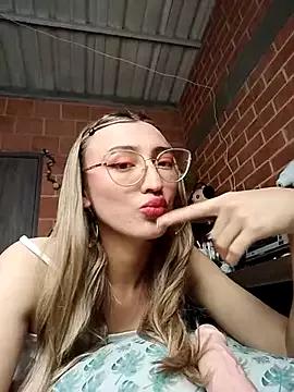 Check-out our cam rooms range and converse on a personal level with our delicious livecams streamers, showing off their spicy curves and toys.