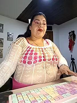 AndreaKinky from StripChat is Freechat