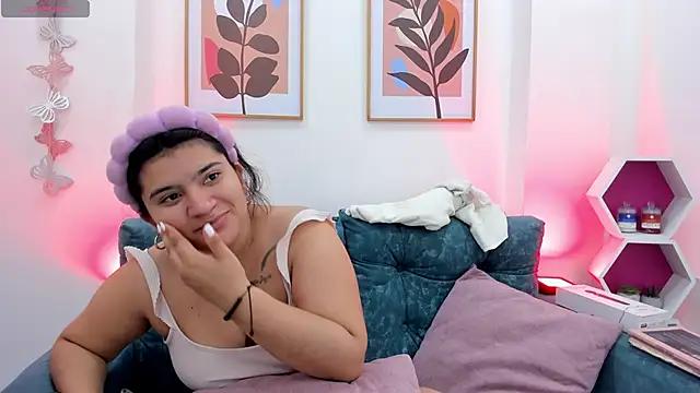 Check-out our cam rooms range and converse on a personal level with our delicious livecams streamers, showing off their spicy curves and toys.