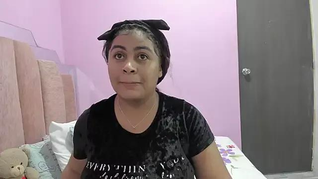 AndreaSweet2 from StripChat is Freechat