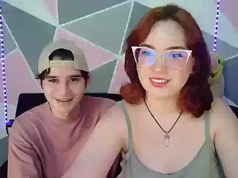 AndrewAnndCherry from StripChat is Freechat
