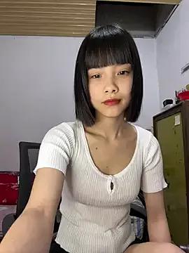 andymi1 from StripChat is Freechat