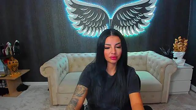 Check-out our cam rooms range and converse on a personal level with our delicious livecams streamers, showing off their spicy curves and toys.