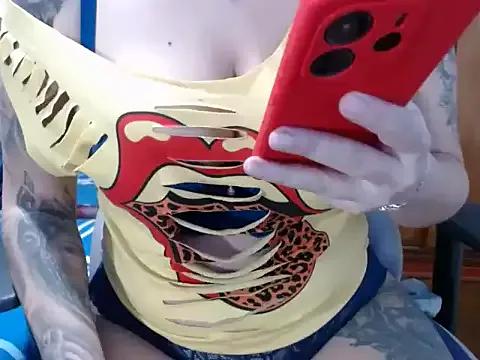 Angeel-Loveee from StripChat is Freechat