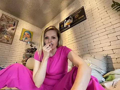 Check-out our cam rooms range and converse on a personal level with our delicious livecams streamers, showing off their spicy curves and toys.