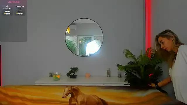 angel_wow_ from StripChat is Freechat