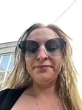 Angel_xxx_Devil from StripChat is Freechat
