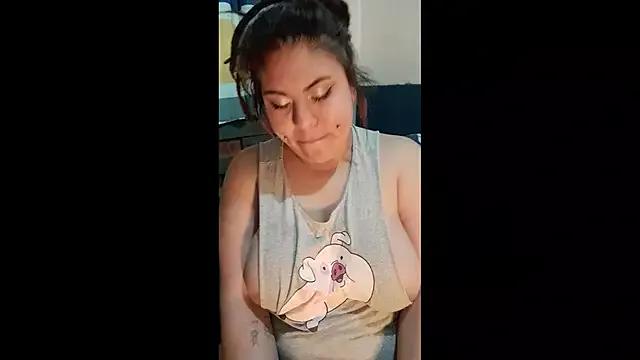 Angela-Lovee22 from StripChat is Freechat