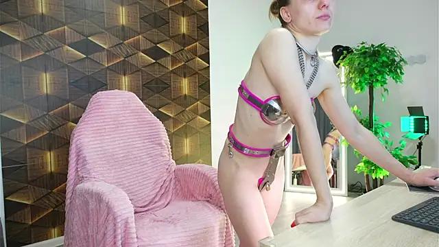 Check-out our cam rooms range and converse on a personal level with our delicious livecams streamers, showing off their spicy curves and toys.