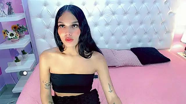 AngelaRojas from StripChat is Freechat