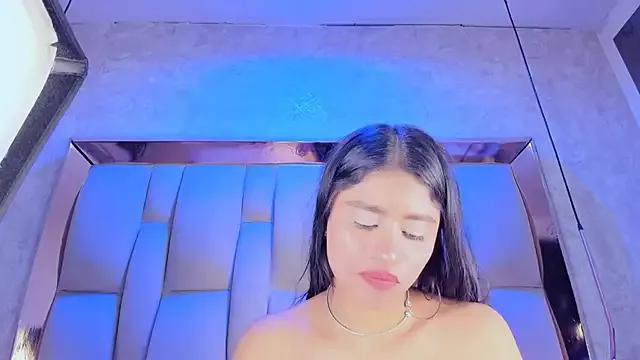 AngeliqueRouse from StripChat is Freechat