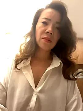 anna_yngs from StripChat is Freechat