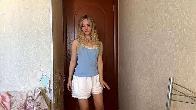 AnnabellVuyovich from StripChat is Freechat