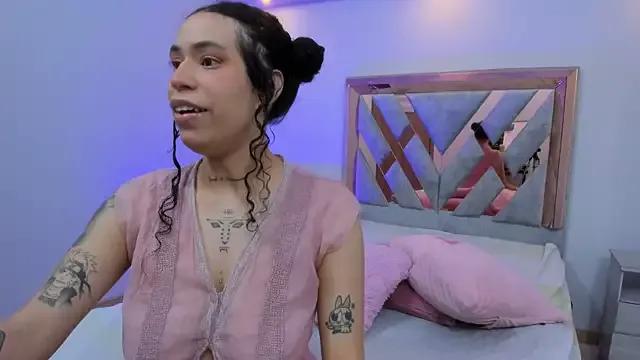 Annie_roselle from StripChat is Freechat
