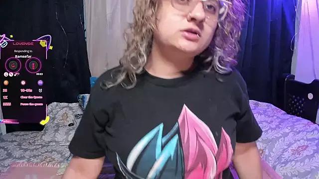 AnnieBigBoobs from StripChat is Freechat