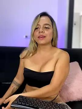 anniemarin8 from StripChat is Freechat
