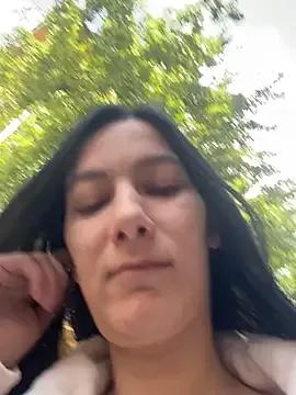 AnnnMary from StripChat is Freechat