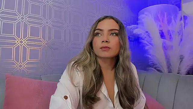 AnnyLopezz_ from StripChat is Freechat