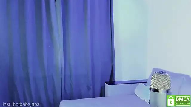 AnyaTaylorJoy_ from StripChat is Freechat