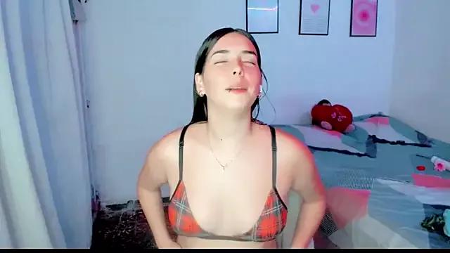 aprettyface from StripChat is Freechat