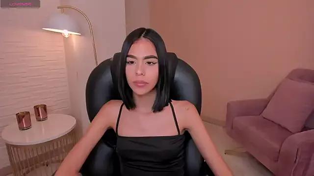 Check-out our cam rooms range and converse on a personal level with our delicious livecams streamers, showing off their spicy curves and toys.