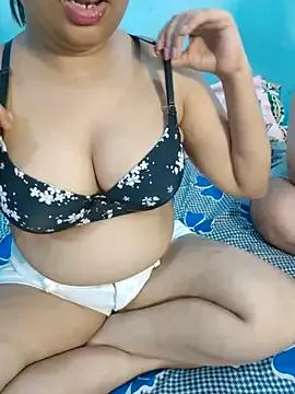 Arabic-couple from StripChat is Freechat
