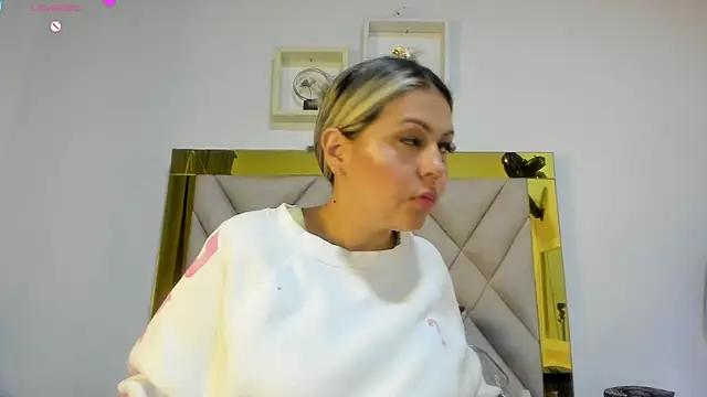 Check-out our cam rooms range and converse on a personal level with our delicious livecams streamers, showing off their spicy curves and toys.
