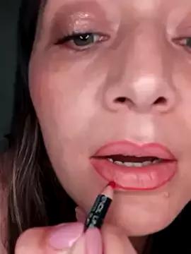 ArianaMiss from StripChat is Freechat