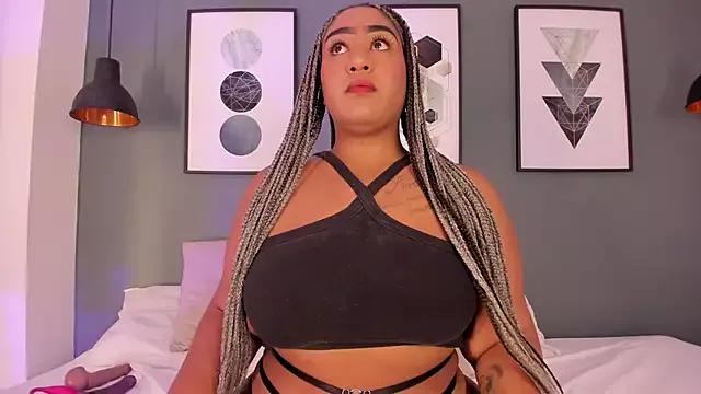 arianna_pearl1 from StripChat is Freechat