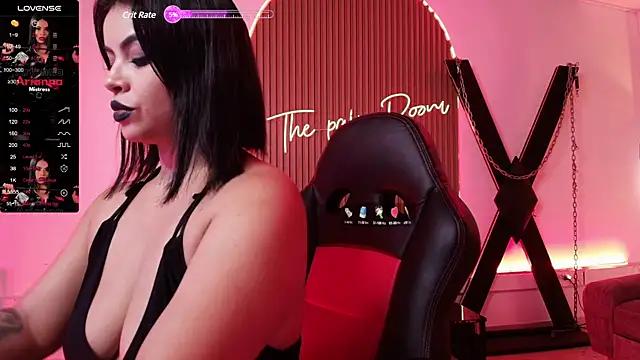 Check-out our cam rooms range and converse on a personal level with our delicious livecams streamers, showing off their spicy curves and toys.