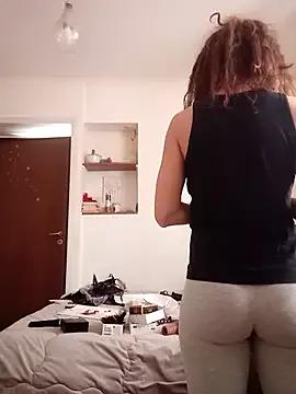 ariannasecret from StripChat is Freechat