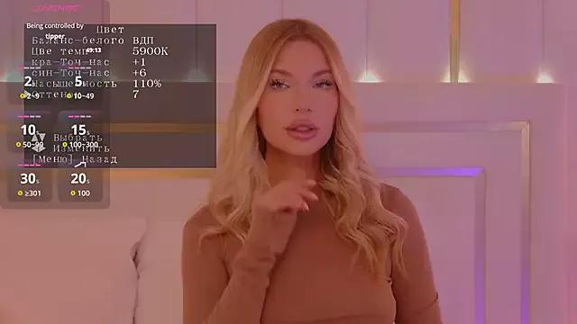 Photos of AriellaMelo from StripChat is Freechat