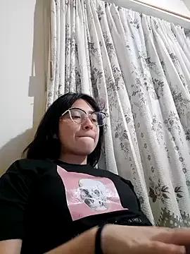Arielle_lov from StripChat is Freechat