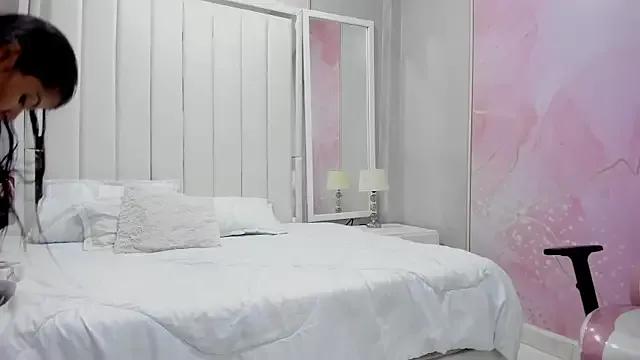 arietta_skinny from StripChat is Freechat