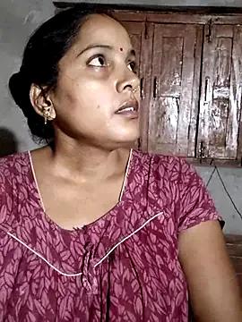 Photos of Arini_Arora from StripChat is Group