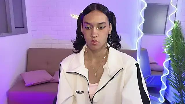 artemiss_tay from StripChat is Freechat