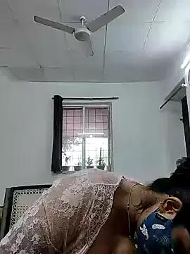 Photos of Arti2025 from StripChat is Freechat
