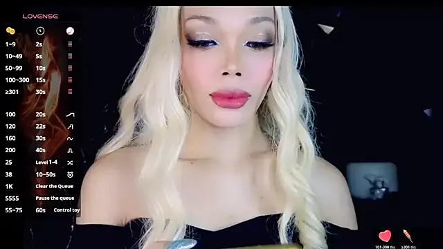 Athena_desire from StripChat is Freechat