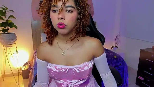 Check-out our cam rooms range and converse on a personal level with our delicious livecams streamers, showing off their spicy curves and toys.