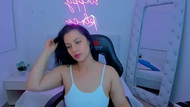 Aurora_Valencia from StripChat is Freechat