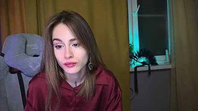 Check-out our cam rooms range and converse on a personal level with our delicious livecams streamers, showing off their spicy curves and toys.